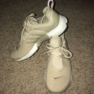NIKE AIR PRESTO SE